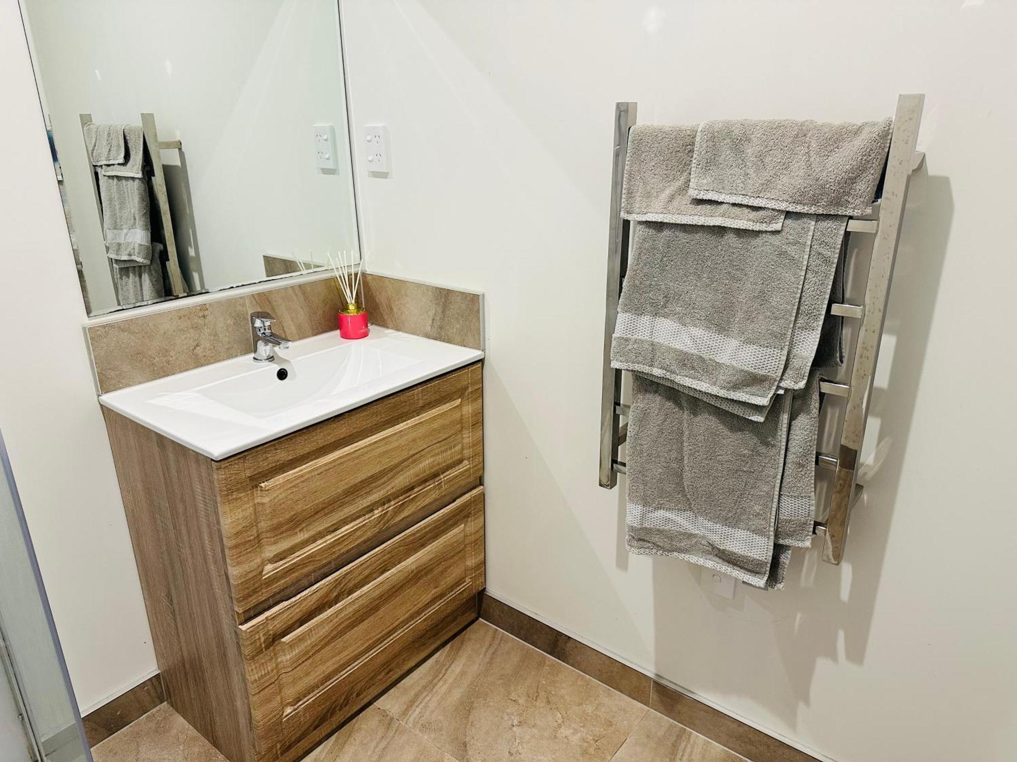 Otahuhu Town Centre Brand New Apartment 8B Auckland Exterior foto